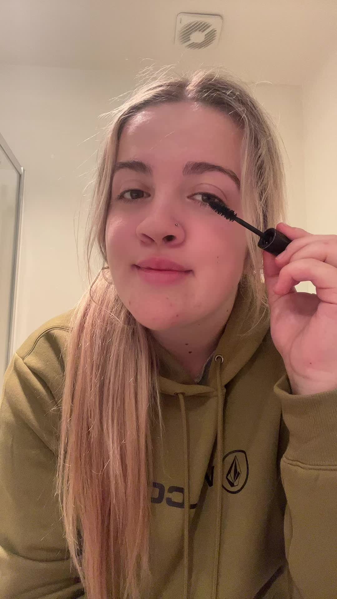 @Chloe 🧒🏼👱🏼&zwj;♀️🤍