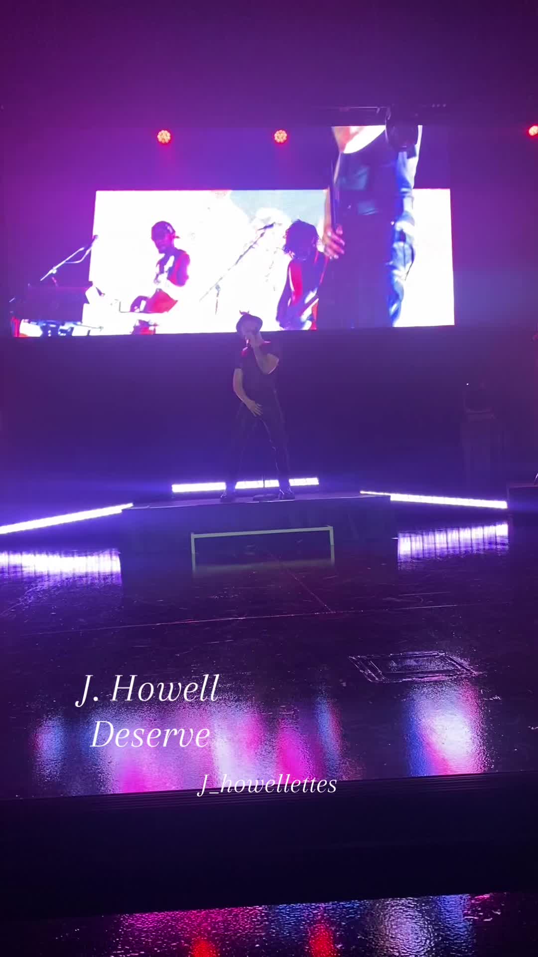 @🐺J_Howellettes🐺