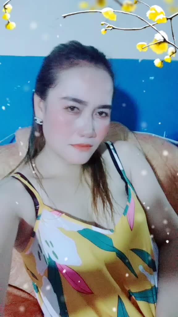 @លីណា