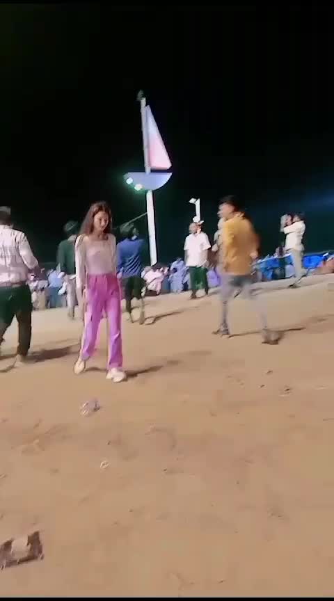 @Luri__queen_