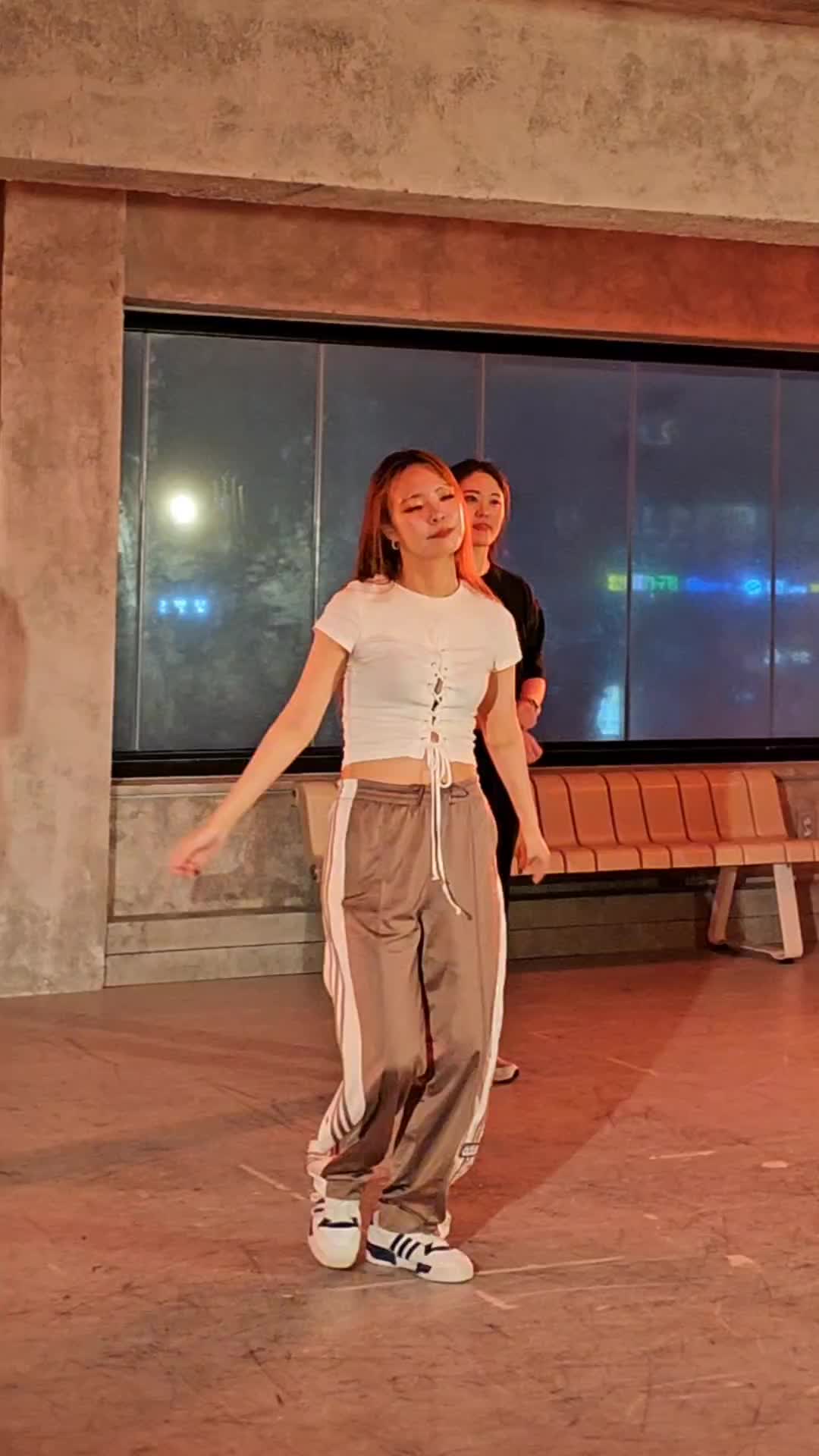 @✨️💃🏼아티 ATI💃🏼✨️
