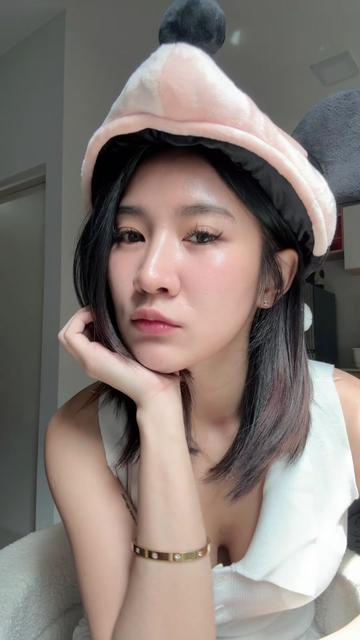 @บบ👧🏻