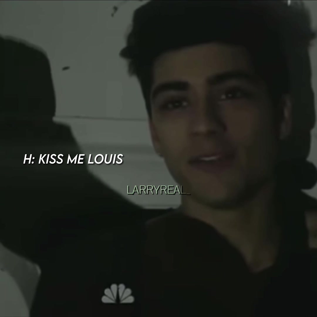 @Larry is real💚💙