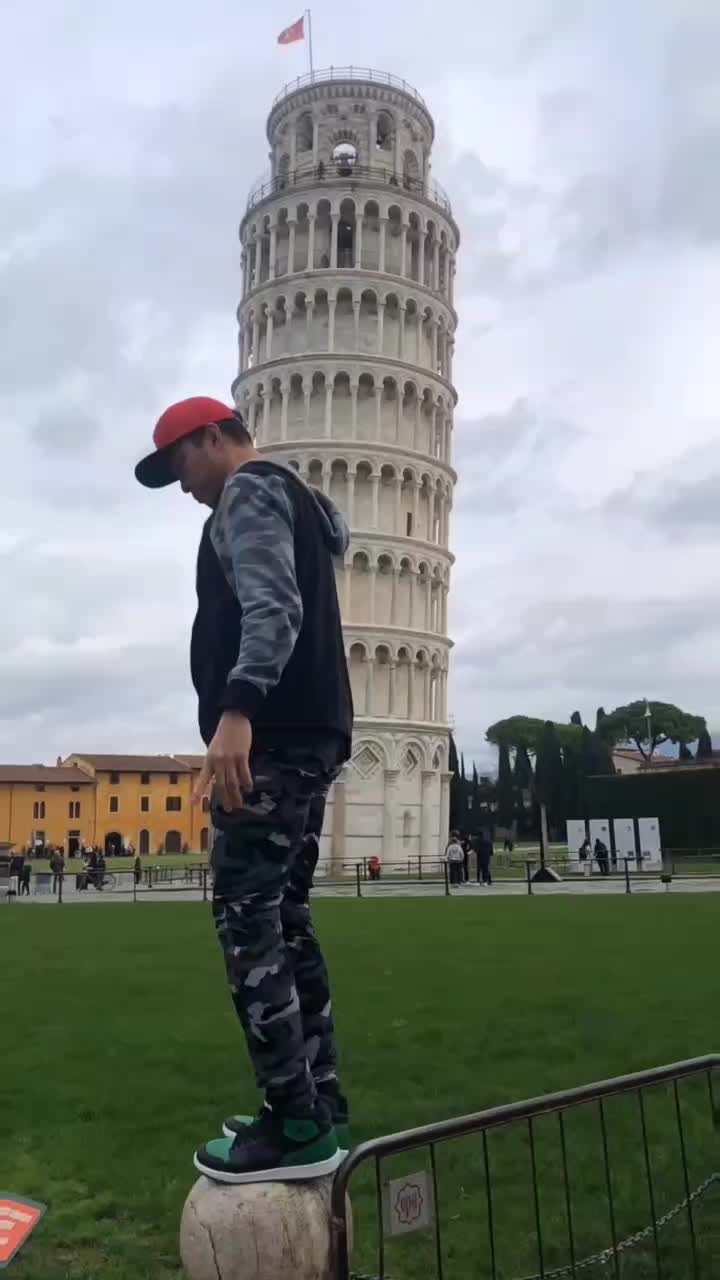 @Cariñobrutal