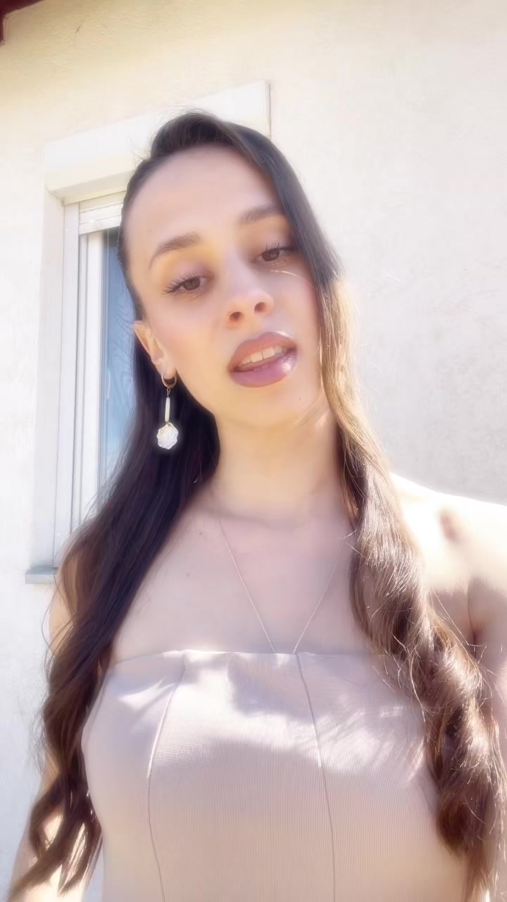 @👧🏽
