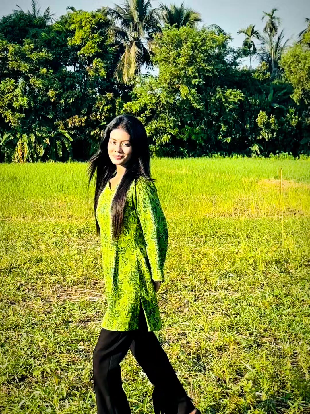 @Fahamida Zaman🫀