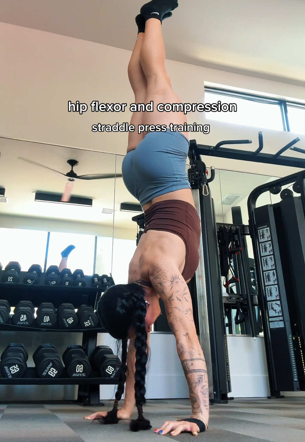 @chloe | calisthenics