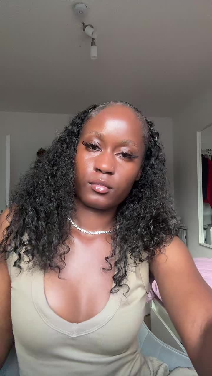 @yasminkabuya_