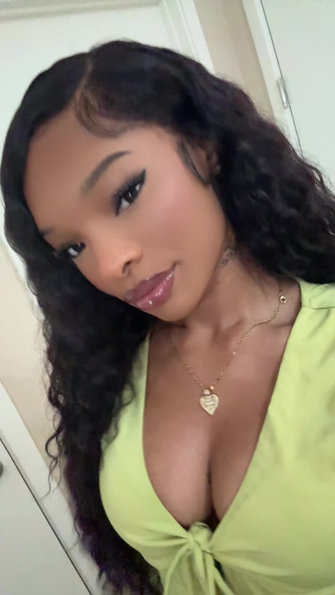 @_lashaelee