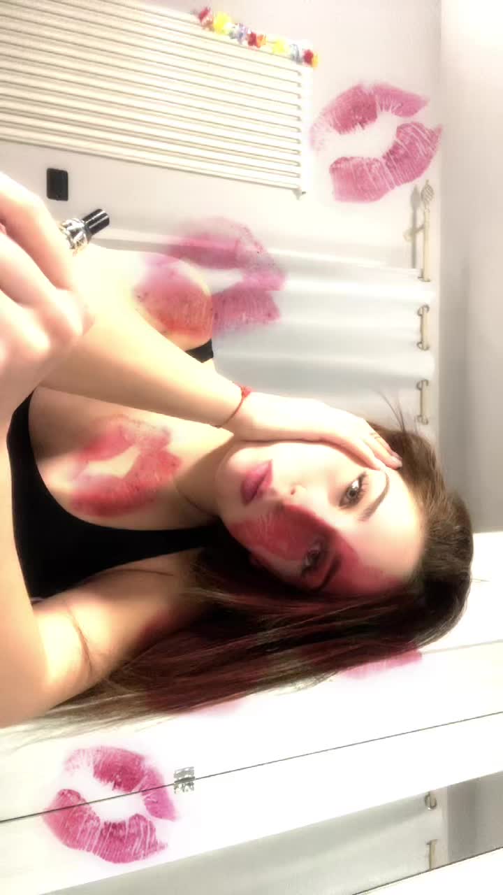 @👸🏻🪬