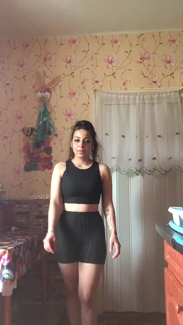 @Szimi🦋🖤