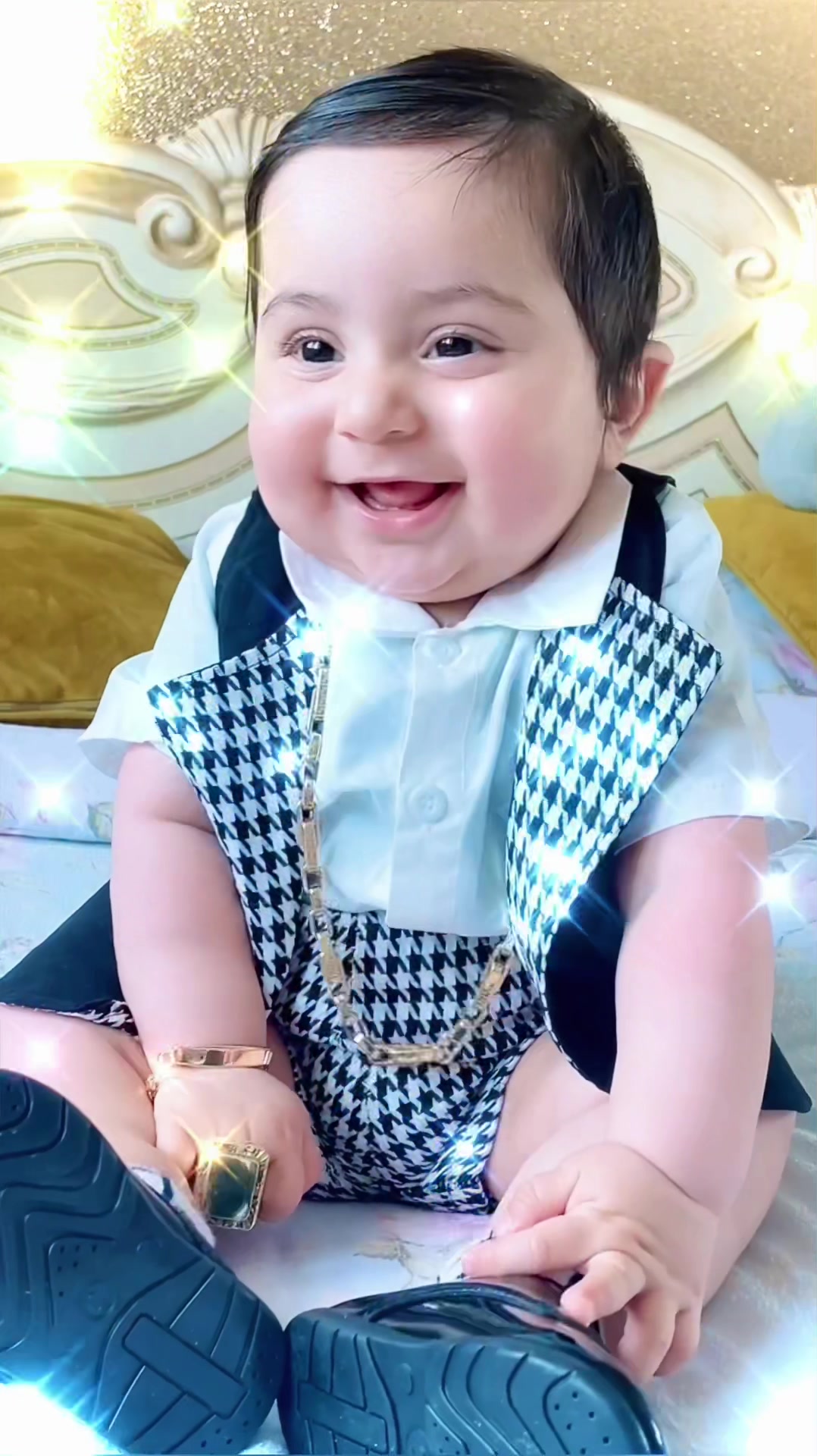 @𝗦 𝗢 𝗙 𝗜 𝗔🌹