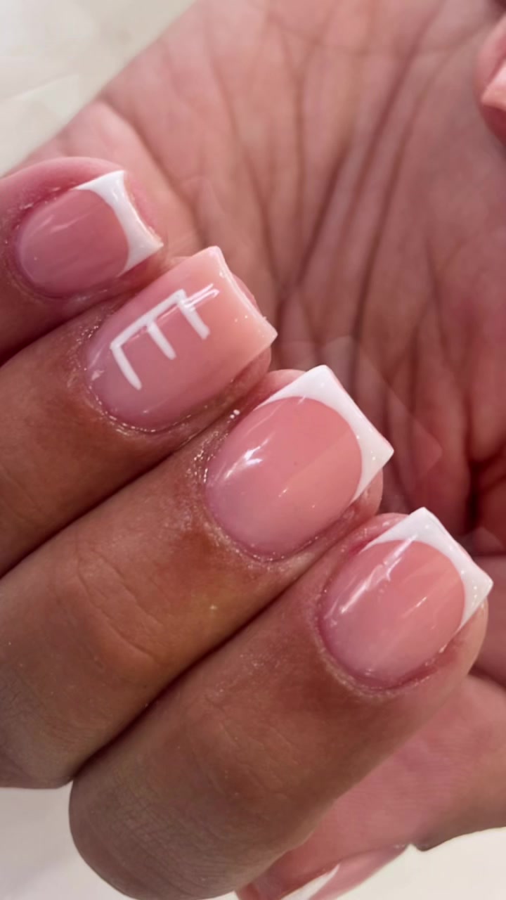 @BOREHAMWOOD NAILS