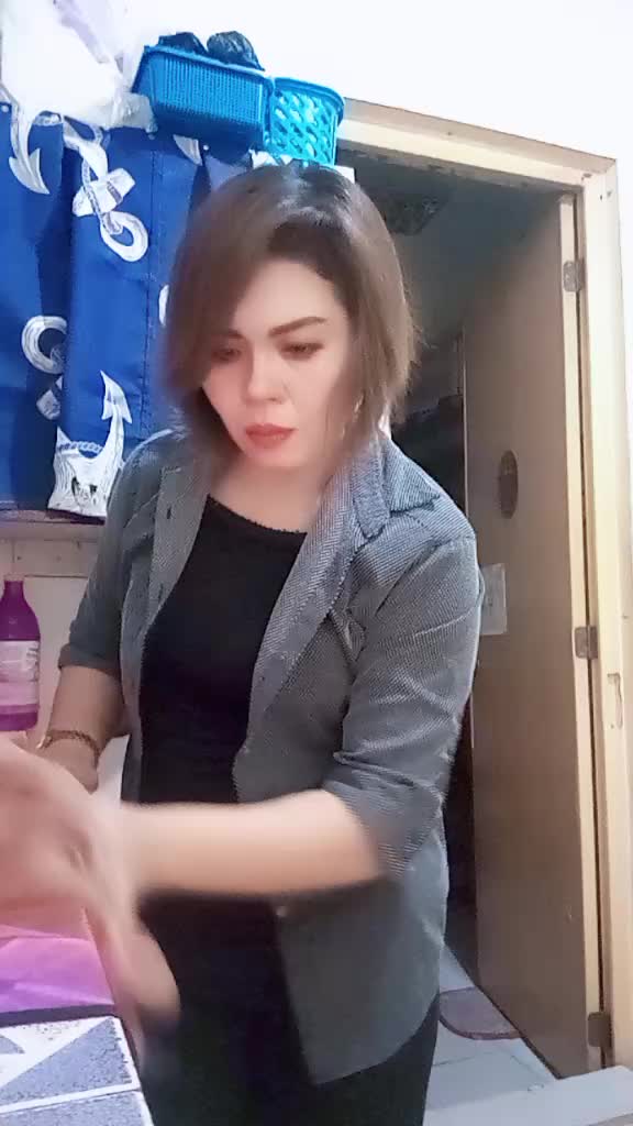 @vermz, beautician ๐