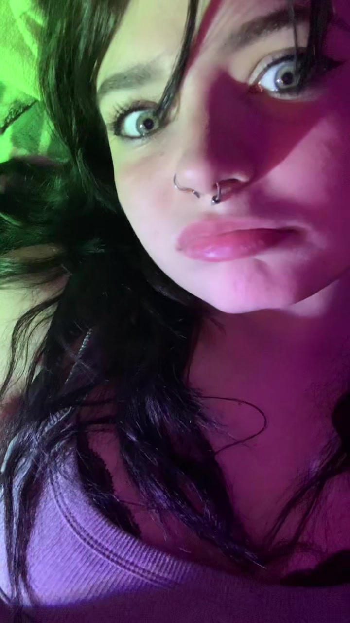 @Kaylee👩🏻❤️💋👩🏻