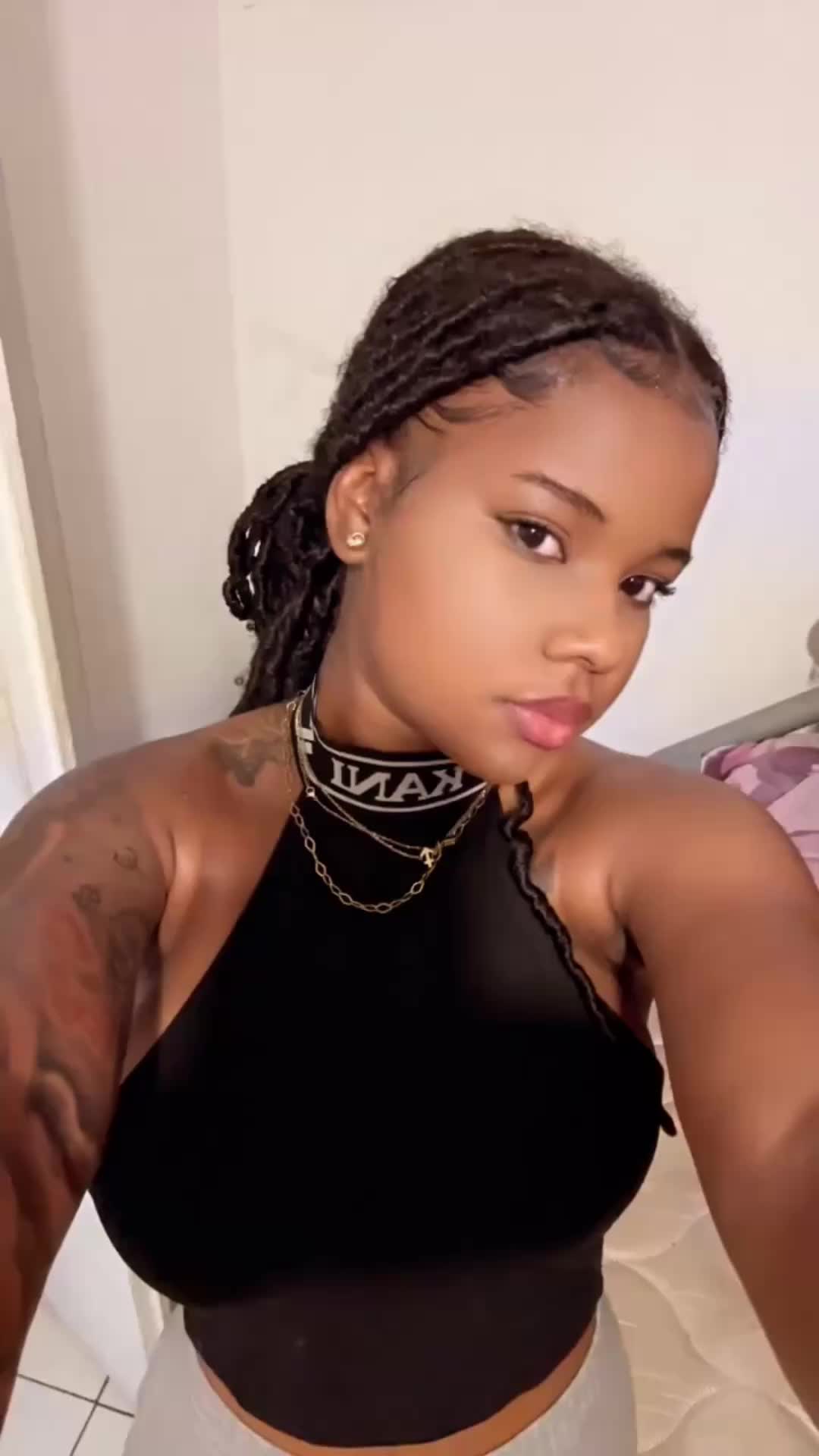@LE M🇭🇹🇬🇵
