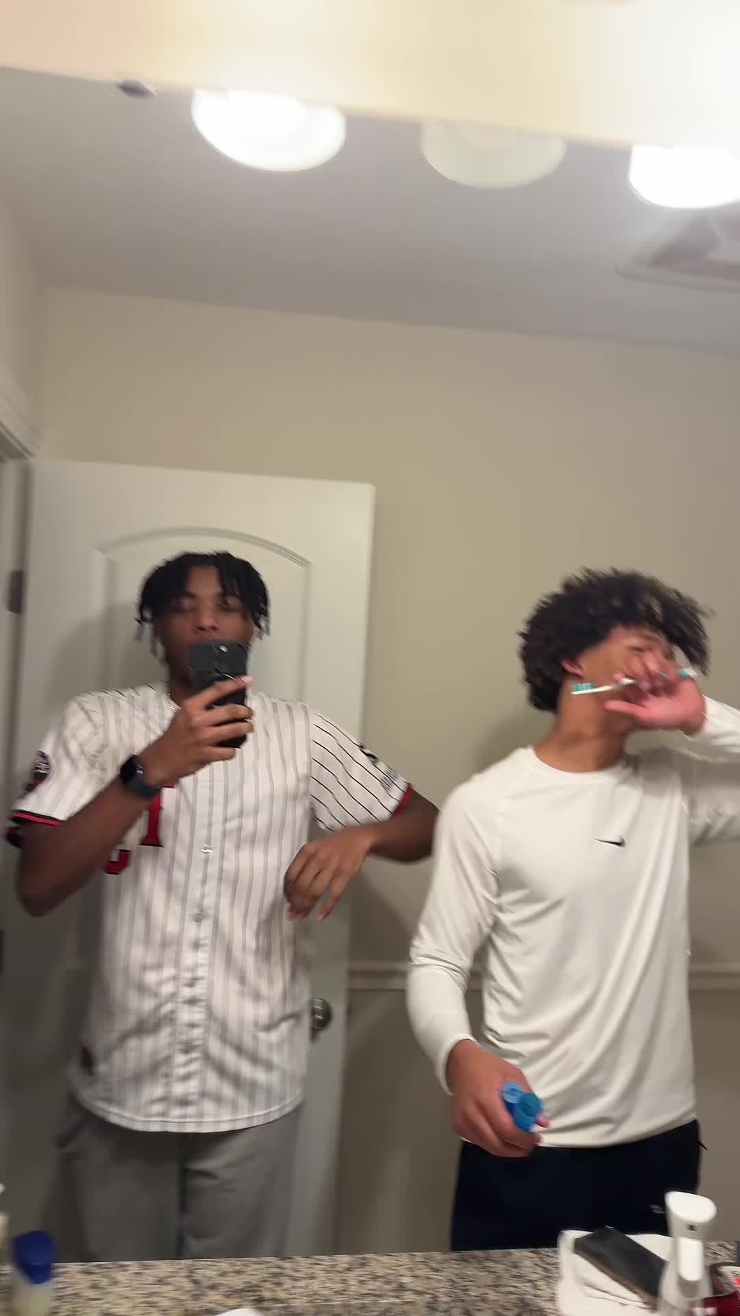 @💤