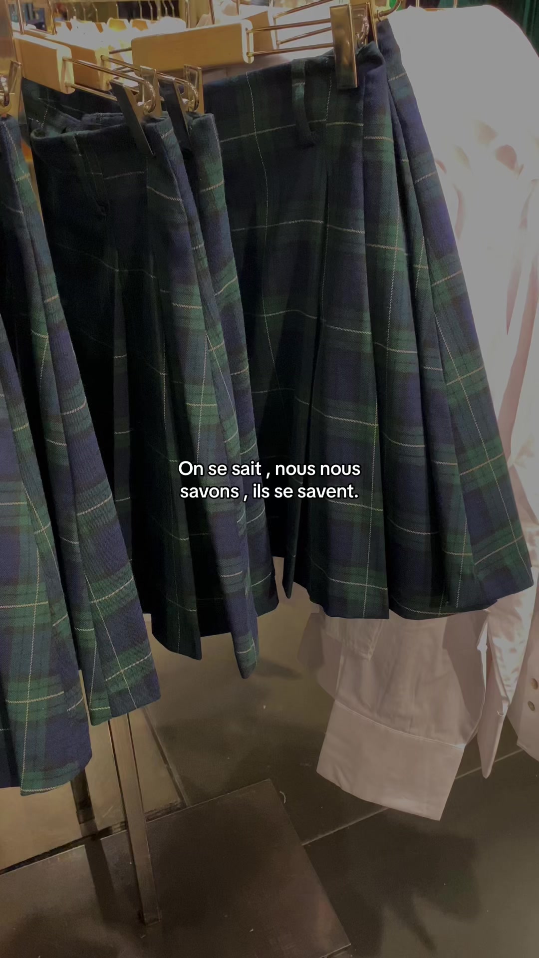 @𝑐𝑎𝑚𝑖𝑙𝑙𝑒