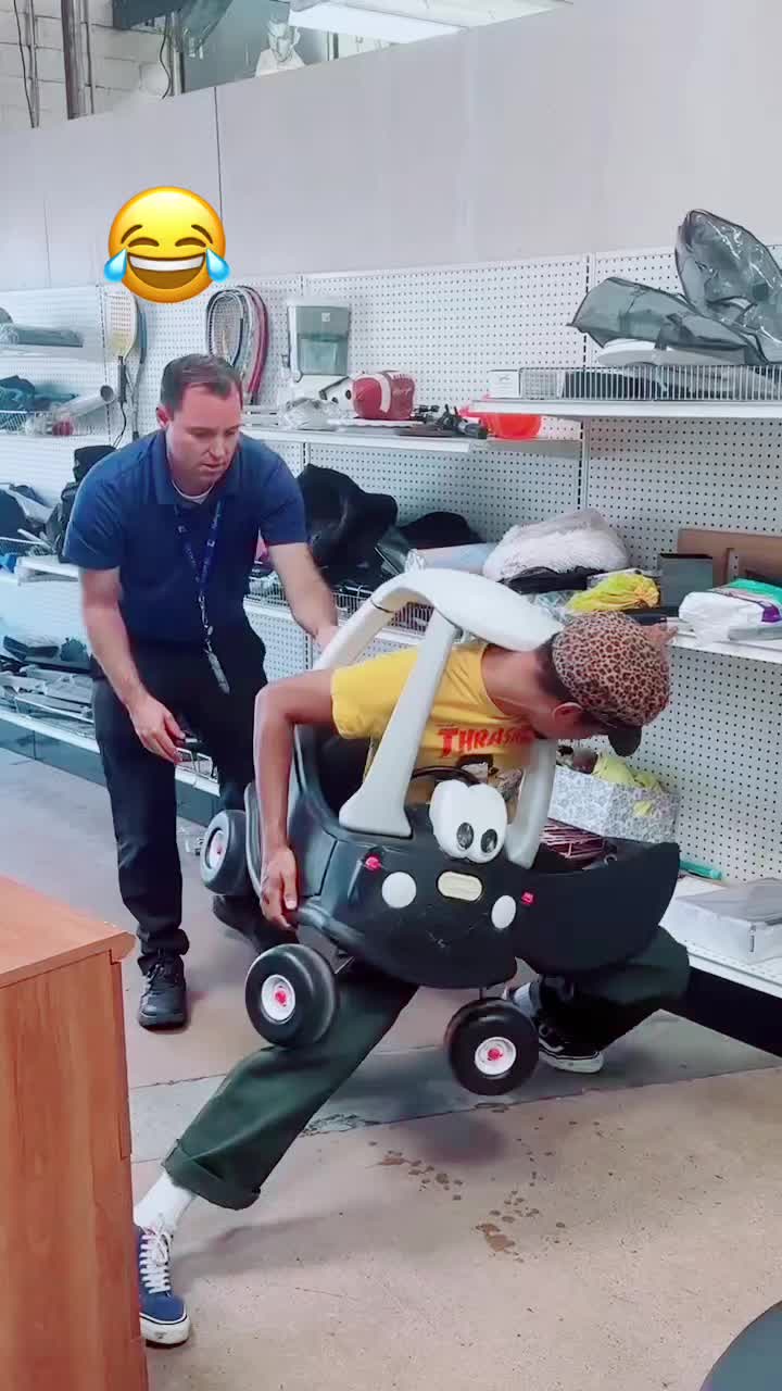 @SLEEZYETV
