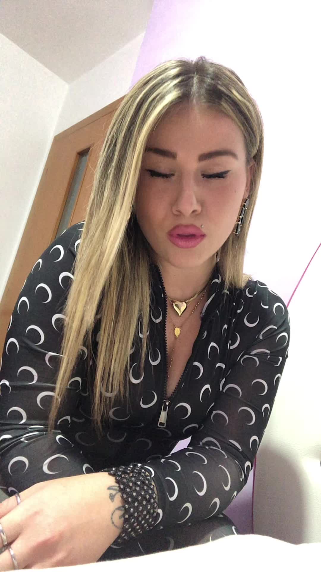 @YleniaBenny🩵