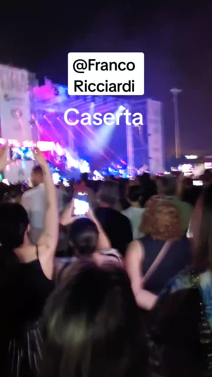 @Maria De Fraia