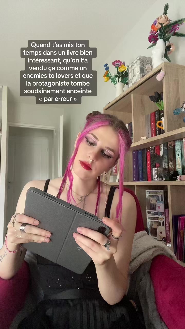 @Raven / V