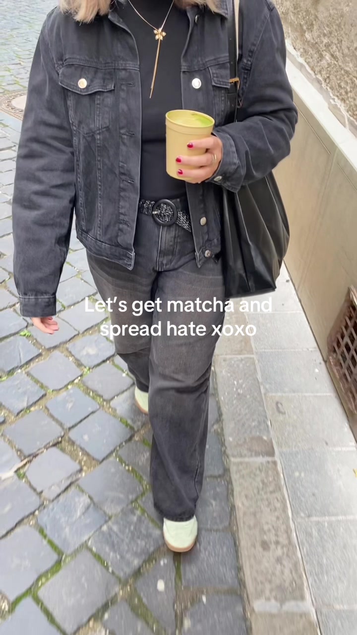 @Ema🦦