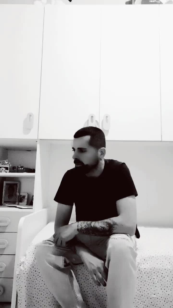 @Carlo 🤍🖤