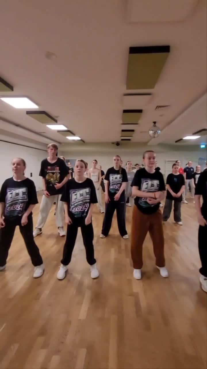 @OldManCan(t)dance