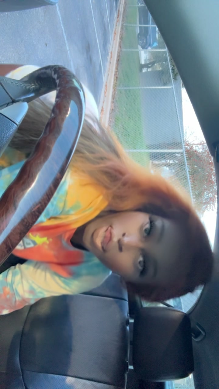 @Lyriibabii