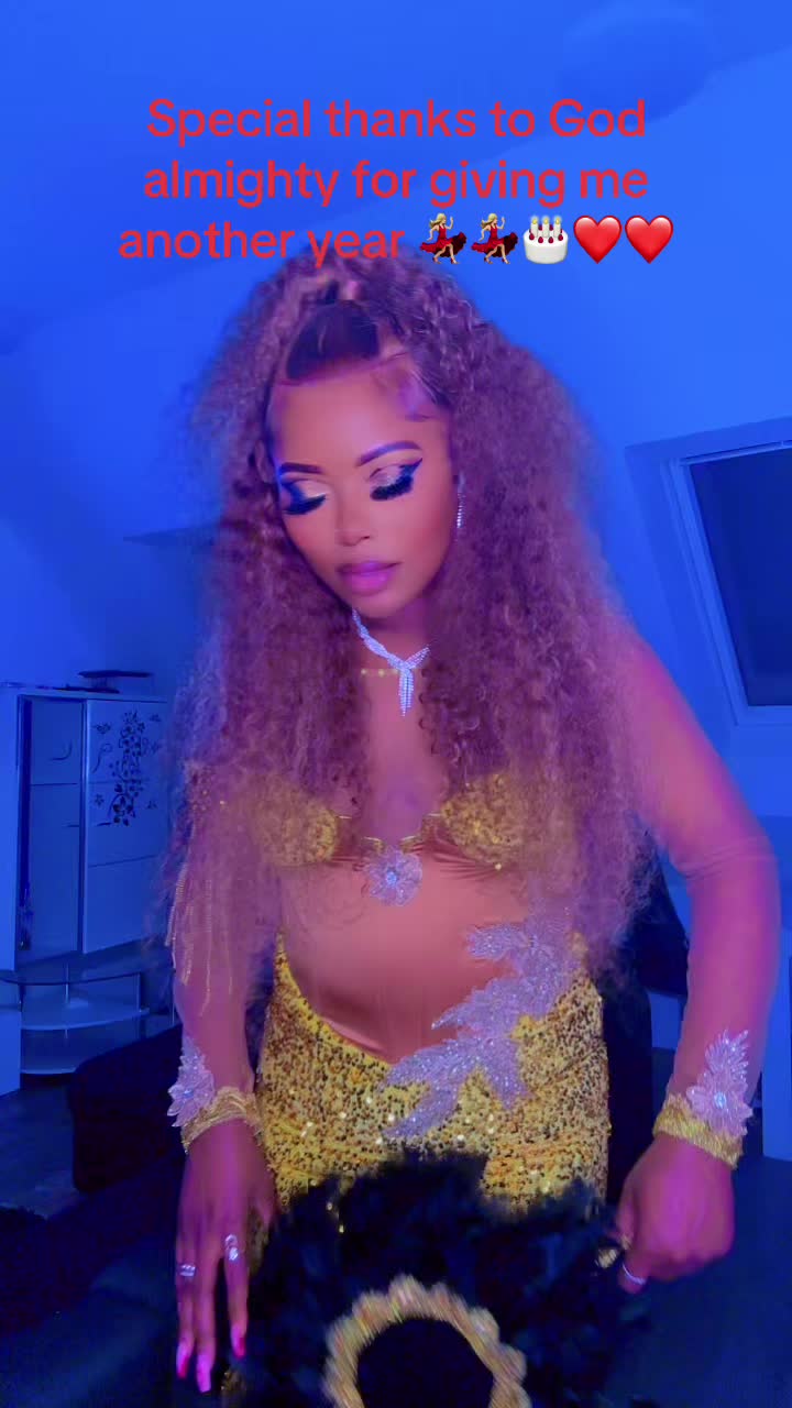 @Irenebliss🥰🍭💙⭐️👅💦 🦋❤️