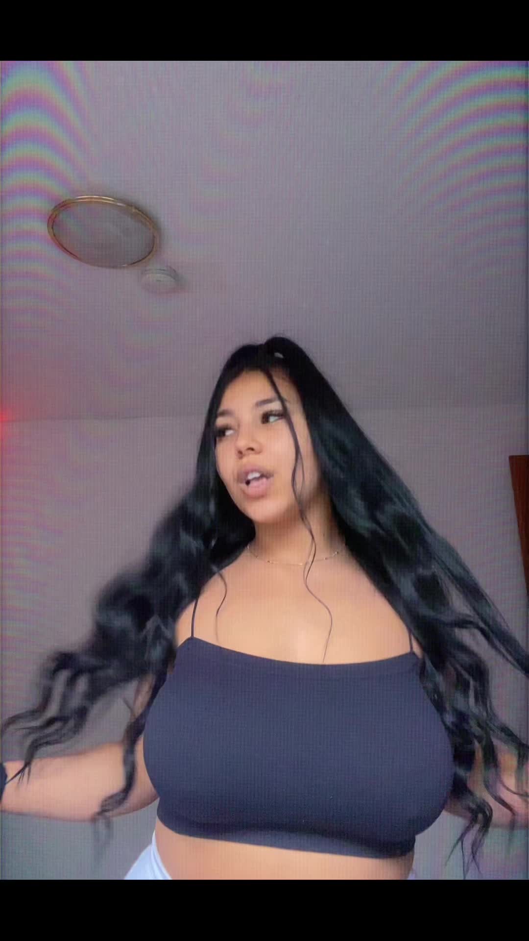 @ROXANAA🧸