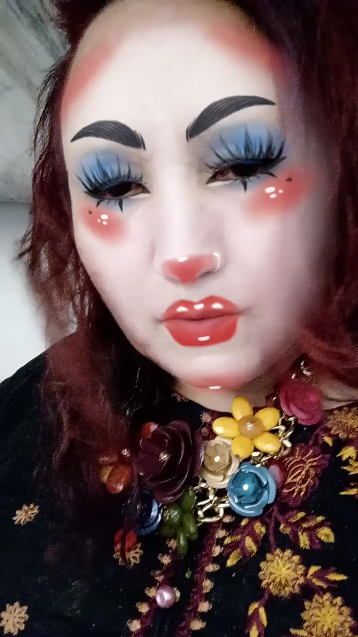 @shahnazBollywood1
