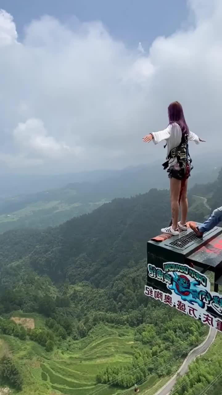 @Mi.na