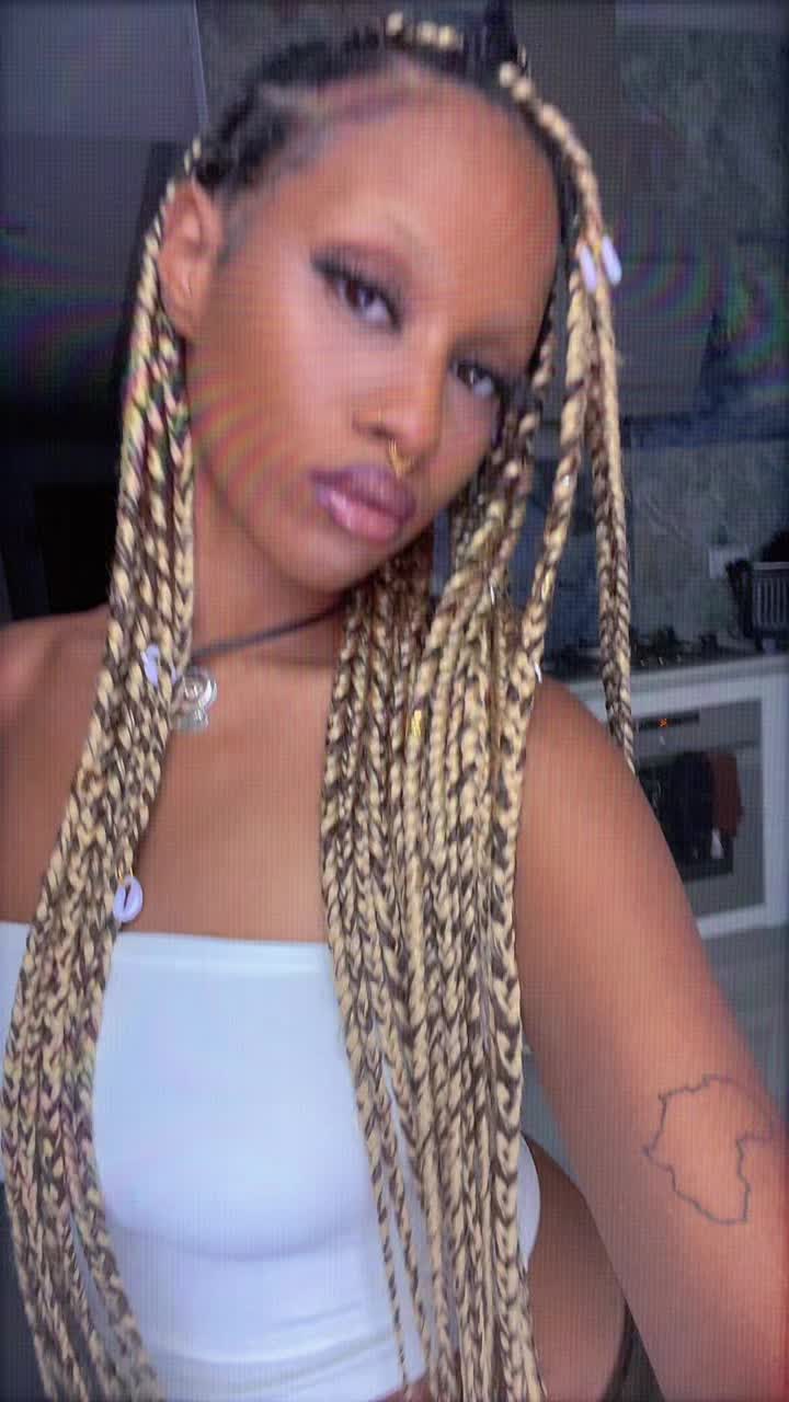 @Mayasesay