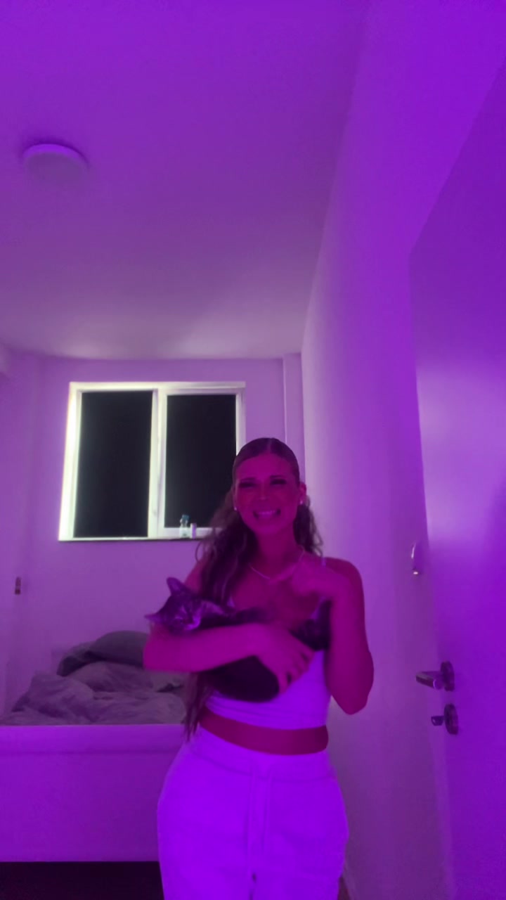 @Jesuismina