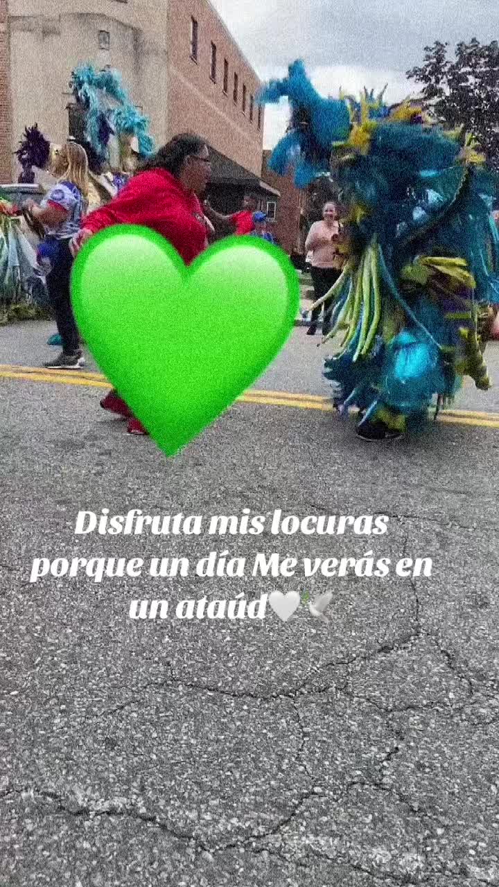 @🦋