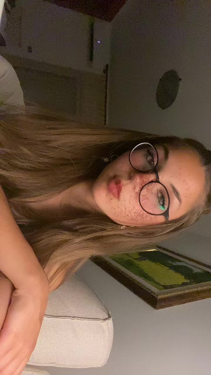 @emilia_bruno__
