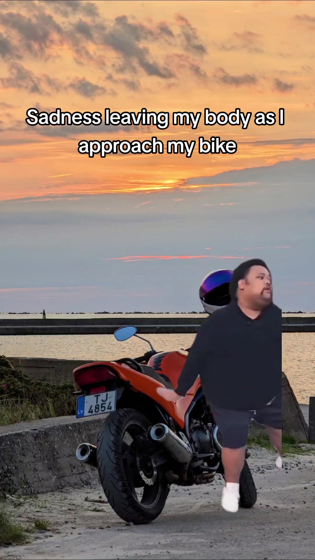@SixVogaR