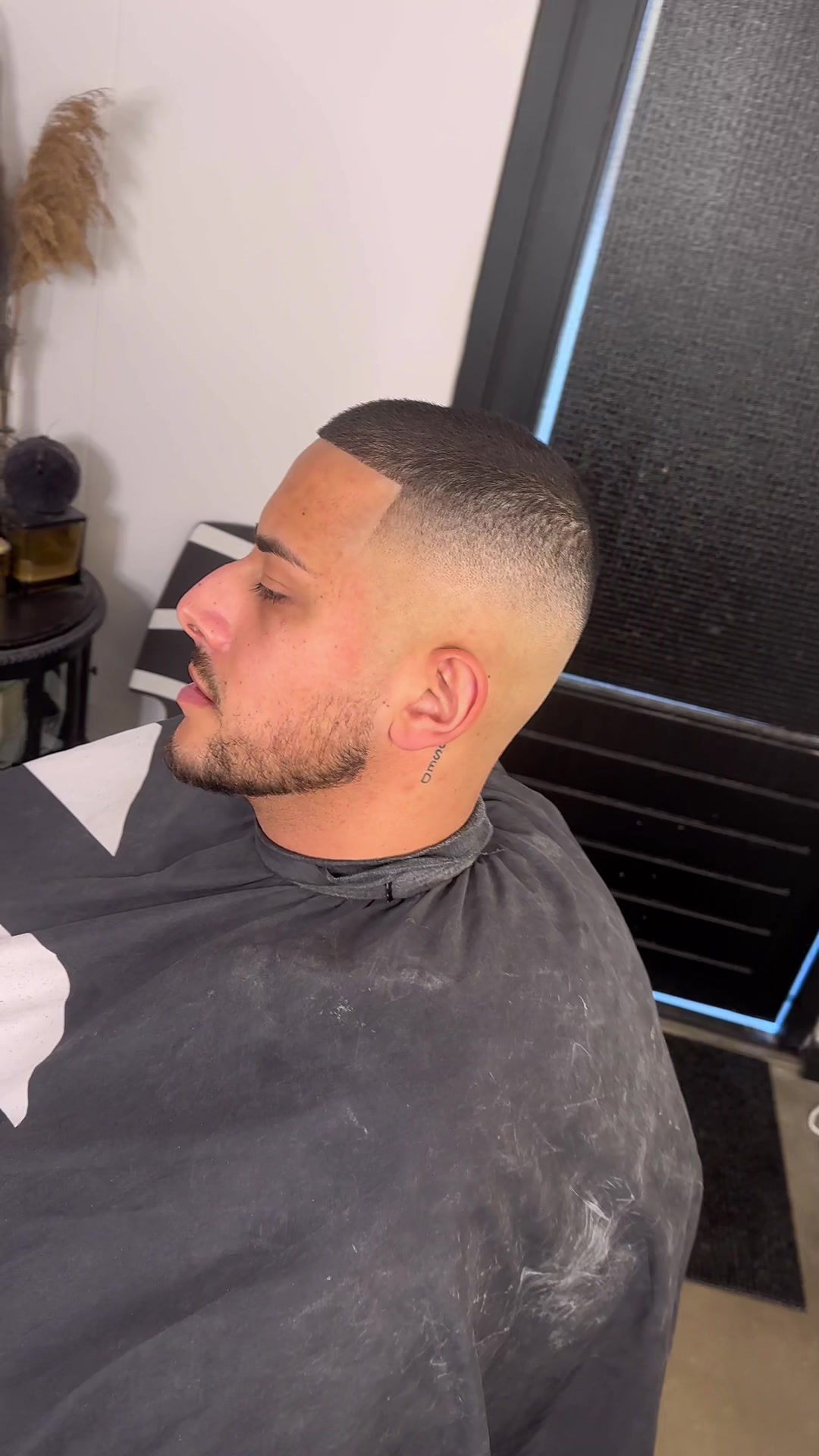 @Hermanos Barber Studio ⚡️