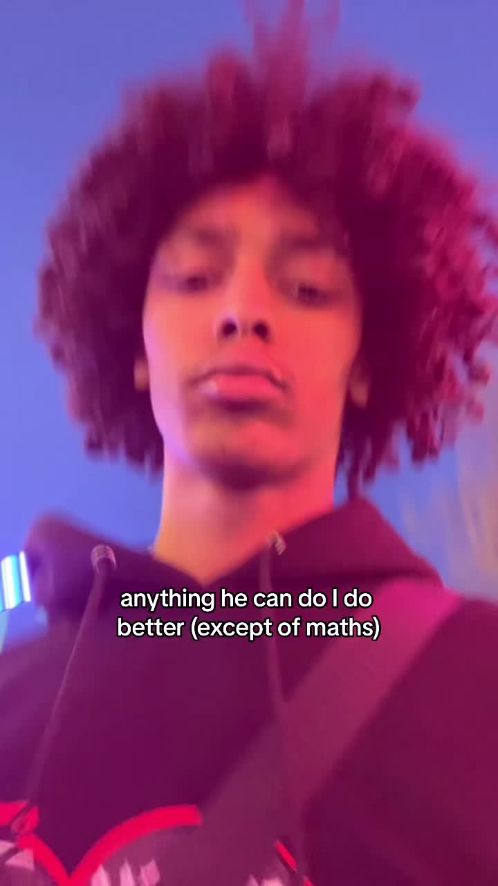 @👤