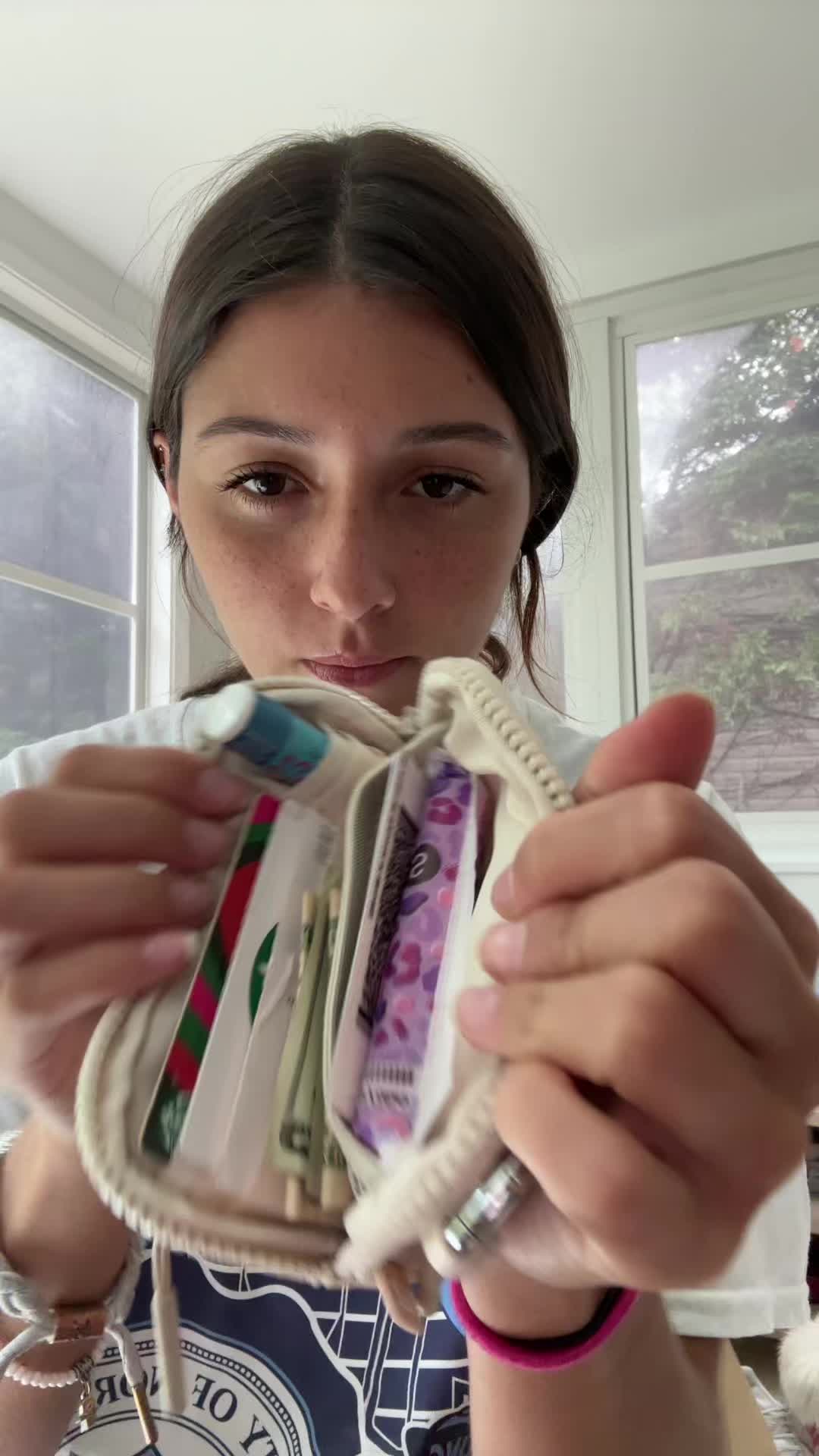 @Lily