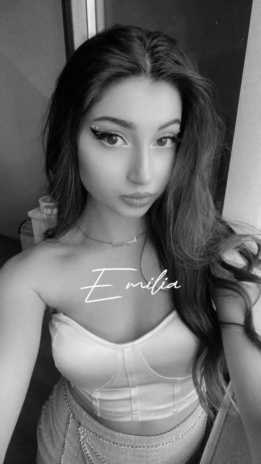 @🌸E. M. I.🌸