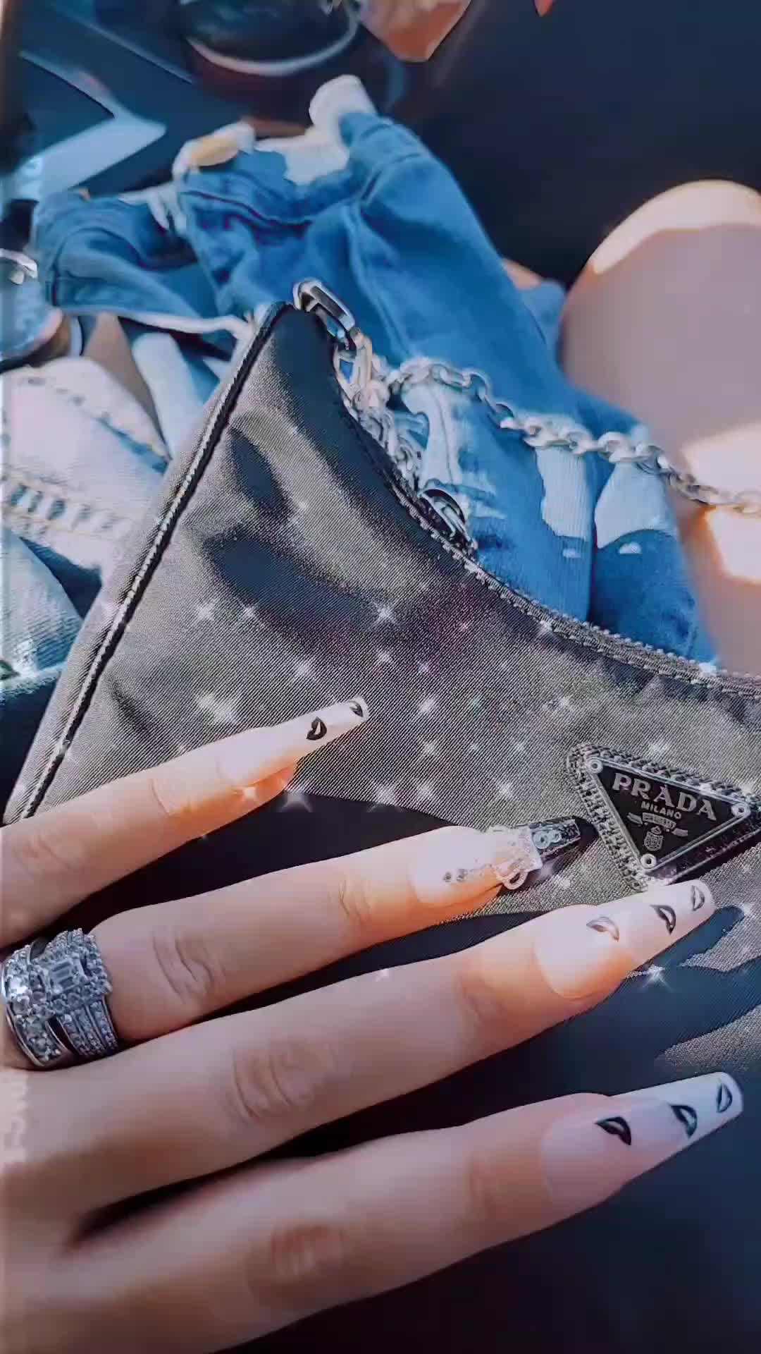 @🧚🏼&zwj;♀️👑♓️
