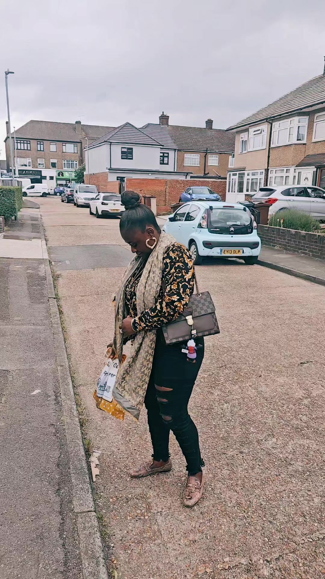 @Sikabaa Ama Boatemaa(TINA5)