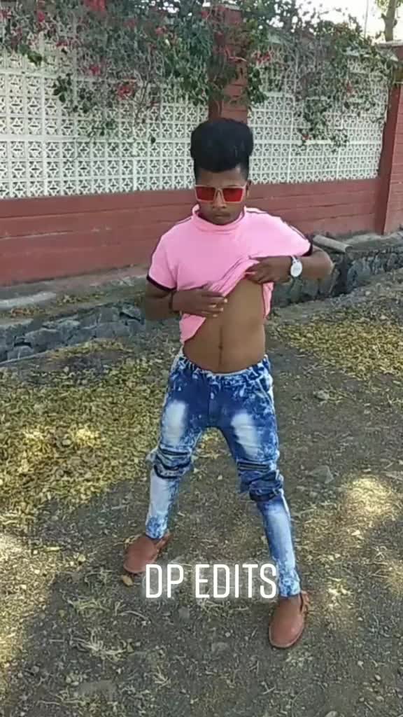 @Dee 💫