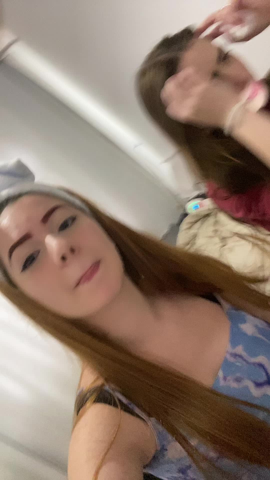 @Diana ๐๐ค