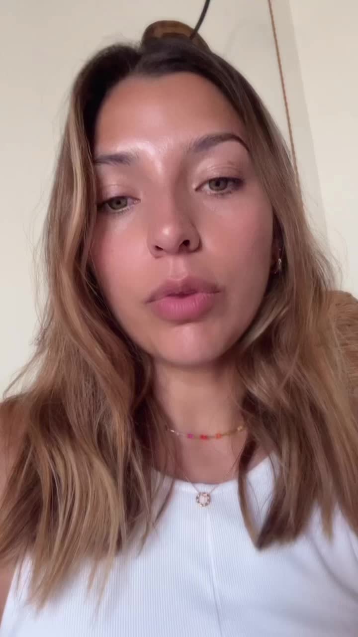 @lesleyamore