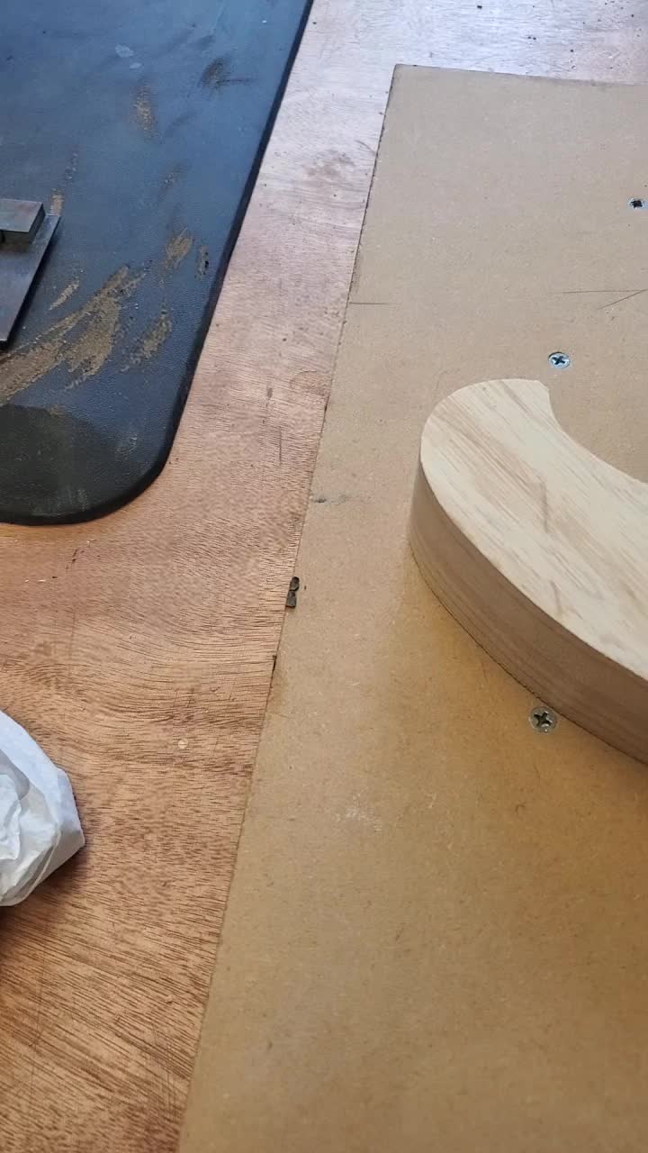 @Taftys Guitars