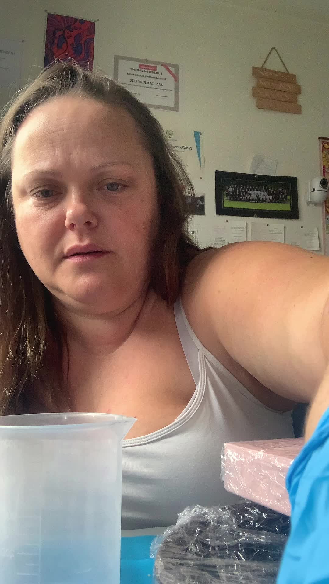 @TikTokNotTinderGoAway.